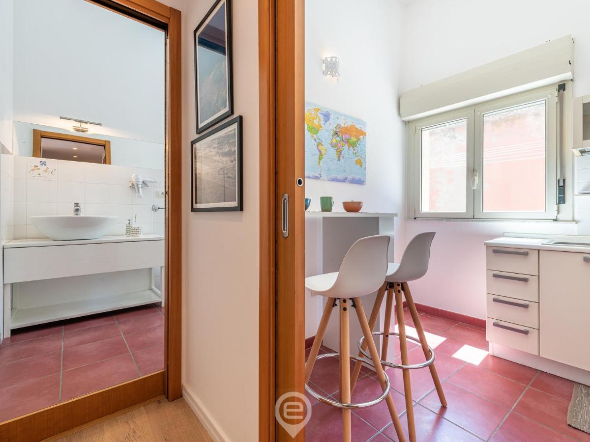 La Finestra Sul Corso Apartamento Cagliari Exterior foto